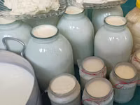 1 ltr --1 m 50 qəpik ( Süd ) 3 kq balon --4 m 50 qəpik (qatiq) 600 qr — foto 4