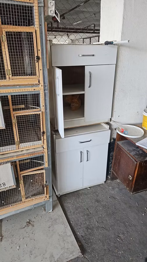 Quşlar üçün çox-seksiyalı qəfəs komplekti. eni 4 metr hünd 2.5 metr