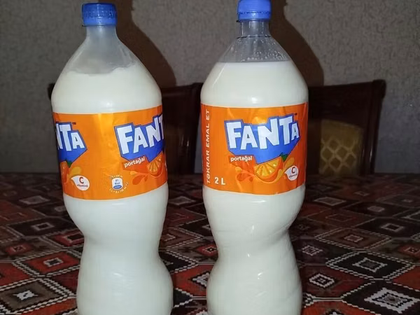 Üzlü gözlü Süd pendir Yağ Təmiz Kənd məhsulları kimə lazımdır əlaqə