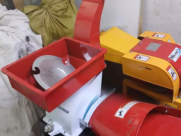Premier Multifunctional Chaff Cutter and Crusher