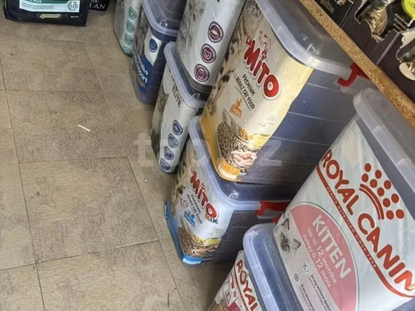 Salam, 35lt plastik qablar satılır. Ümumilikdə 26 ədəddir, zoo