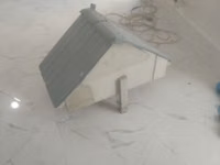 Metaldan dam örtüklü kiçik heyvan evi - Material: korpus – taxta — foto 2