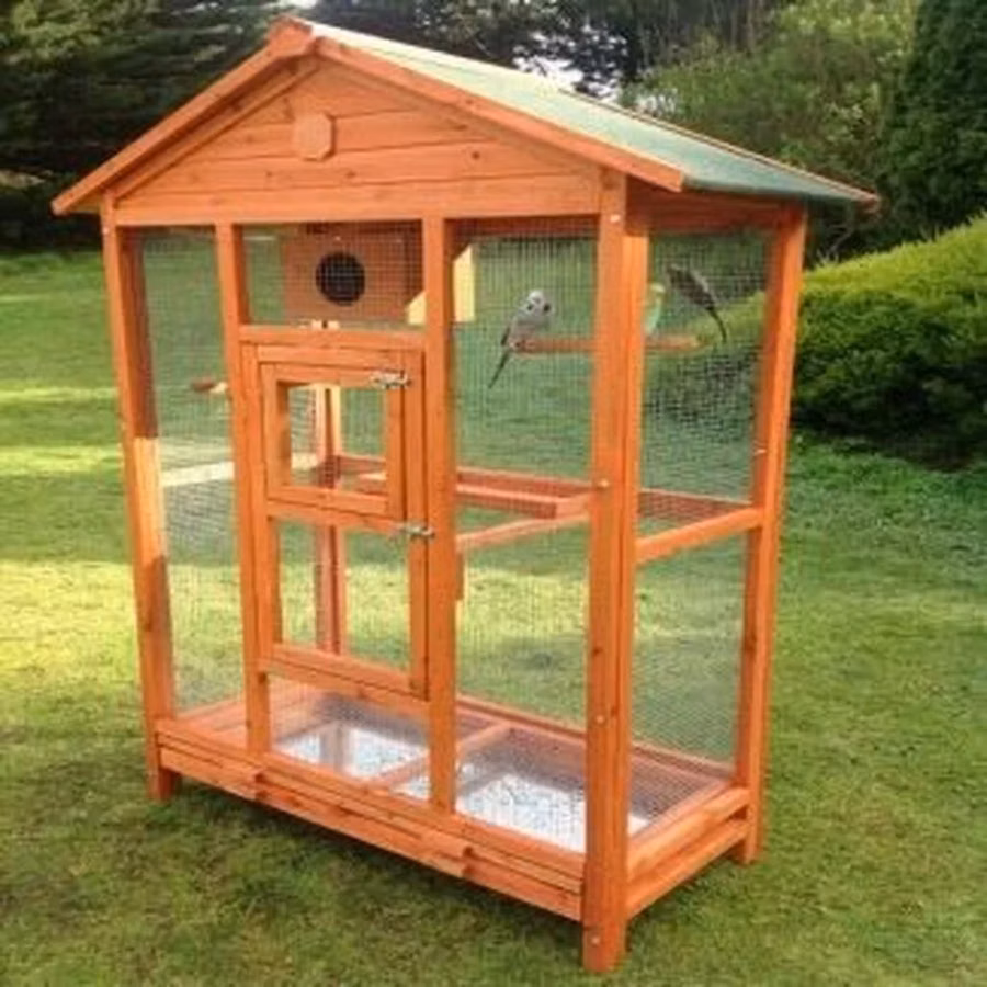 Açıq hava üçün taxta quşxana/voli­yer - Material: möhkəm təbii ağac