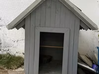 İt yuvasi ölçüsü boyukdu iki qatli taxtayla tikilib taxtaların arasi — foto 1