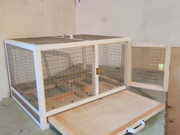 Dovşan,cücə,pişik,hamster,quş ve s kimi ev heyvanlari üçün qəfəsler