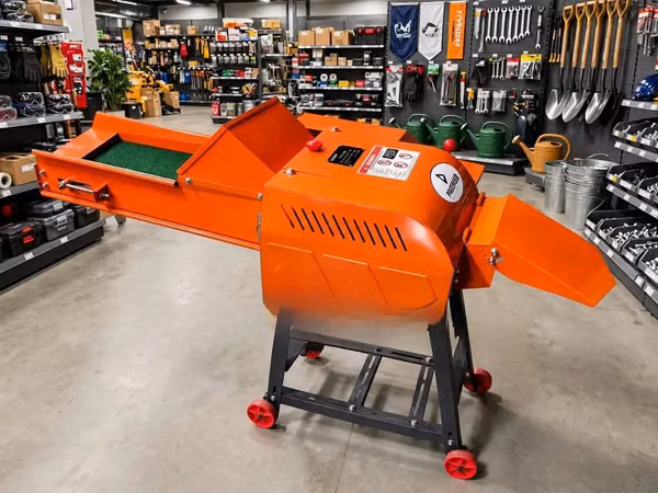 Electric Chaff Cutter & Feed Chopper Machine With Conveyor Belt