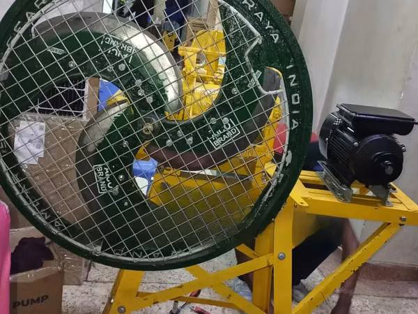 3-Blade Chaff Cutter With an Electric 3HP Motor