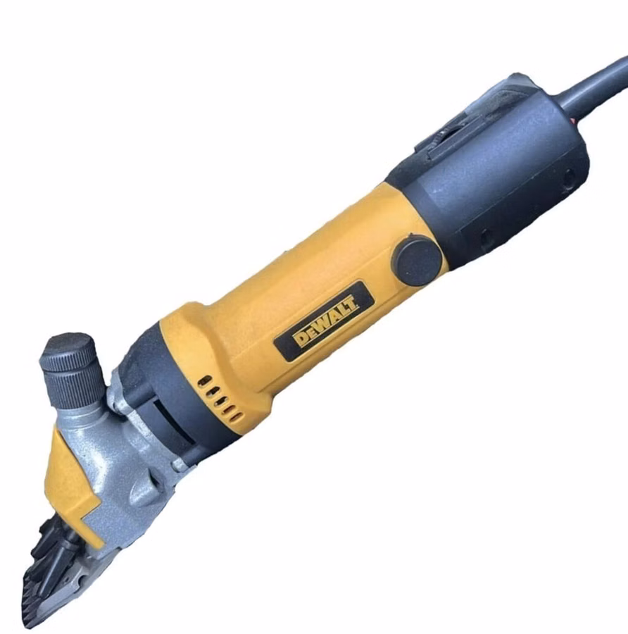 №: 8309 Məhsulun adı: Qoyun qırxma maşını DeWALT UM-S558 Brend: No