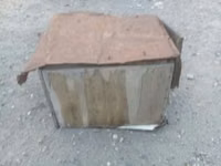 Taxta heyvan evi/qəfəs - Material: taxta korpus, üst hissə nəm — zdjęcie 1