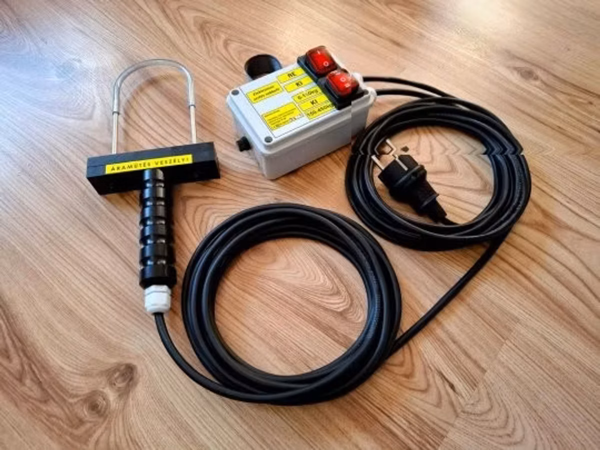Eladó kettő fokozatú elektromos sertés sokkoló