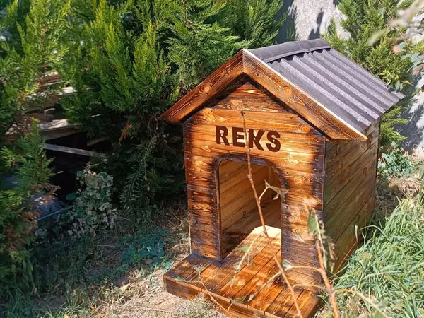 It yuvası it evi istəyə uyğun hər ölcüdə yığılır catdırılma ödənişlidi