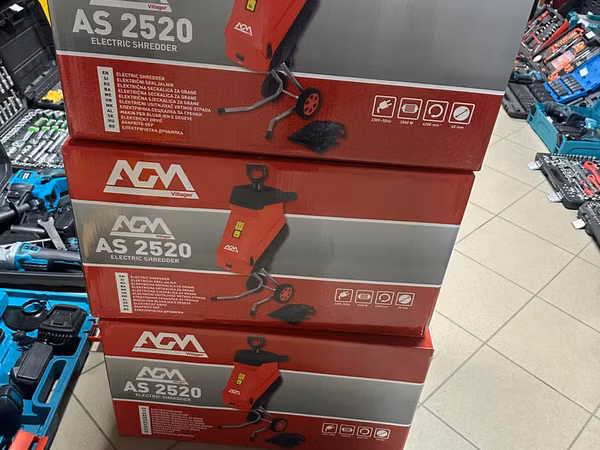 Tocător de crengi 2500w