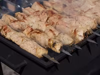 Мясо птицы, колбасы, сыры — ფოტო 2