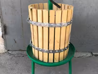 Producție specializată pentru recoltarea și producere a strugurilor ! — 照片 2
