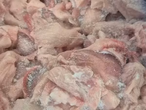 С истекающими сроками филе индейки.