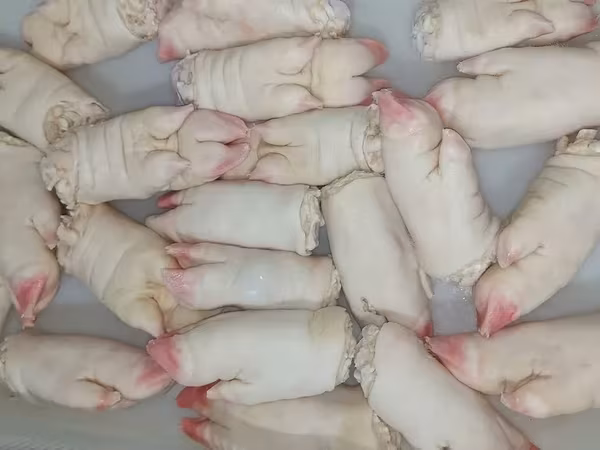 Срочно ! закупаю хряков