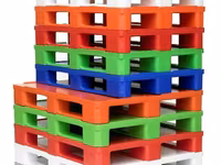 Paleti din plastic — Foto 1